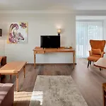 فندق Garden & Goetzfried 4*