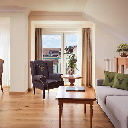 Hotel Garden & Goetzfried 4*