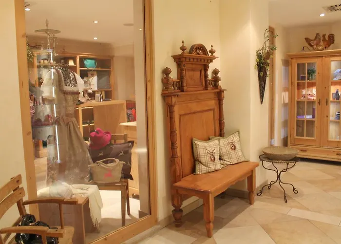 Garden & Goetzfried Hotel 4*