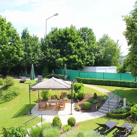 Отель Garden & Goetzfried 4*