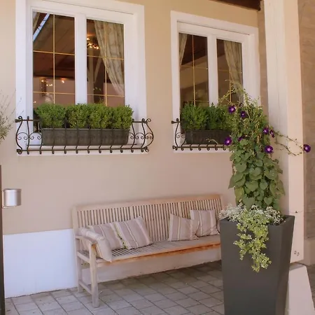 Garden & Goetzfried 4* רגנסבורג