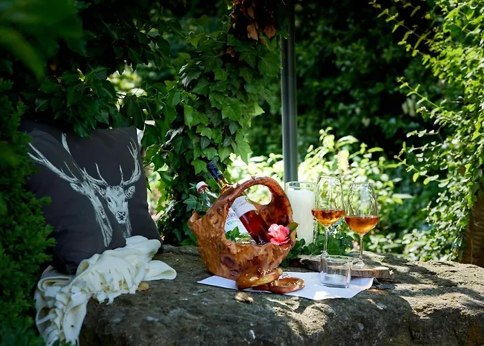 Garden & Goetzfried מלון